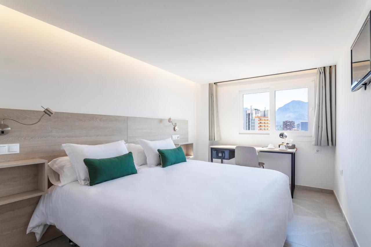 Halley Hotel & Apartments Affiliated By Melia เบนิดอร์ม ภายนอก รูปภาพ