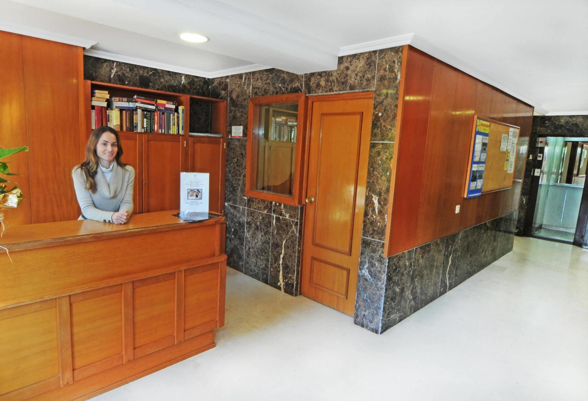 Halley Hotel & Apartments Affiliated By Melia เบนิดอร์ม ภายนอก รูปภาพ